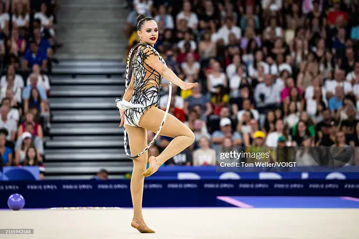 rytminen voimistelu kisapuku