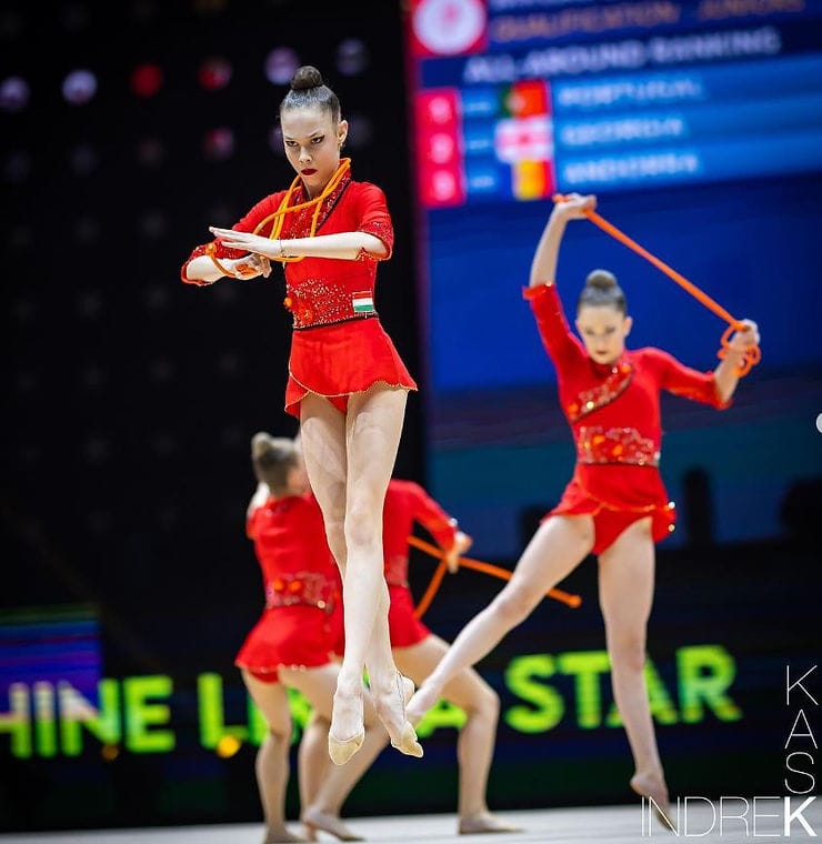 rytmisen voimistelun kisapuku RG Junior Team Unkari. Kuva Indrek Kask