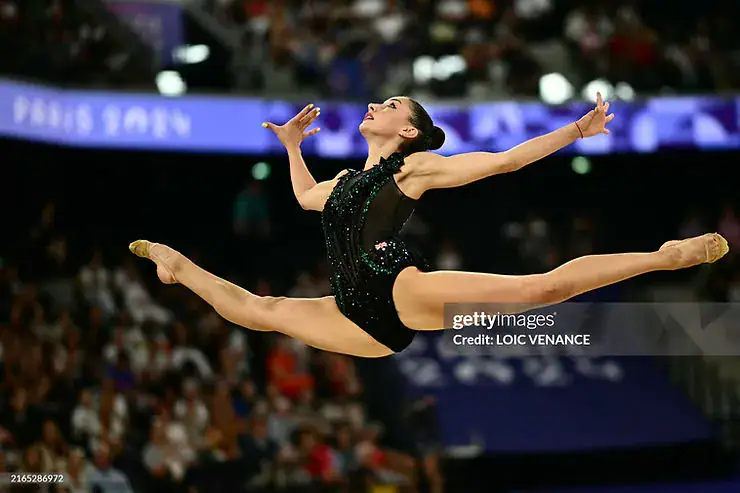 rytminen voimistelu kisapuku