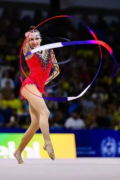 Takhmina Ikromova, Uzbekistan. Rytminen voimistelu kisapuvut