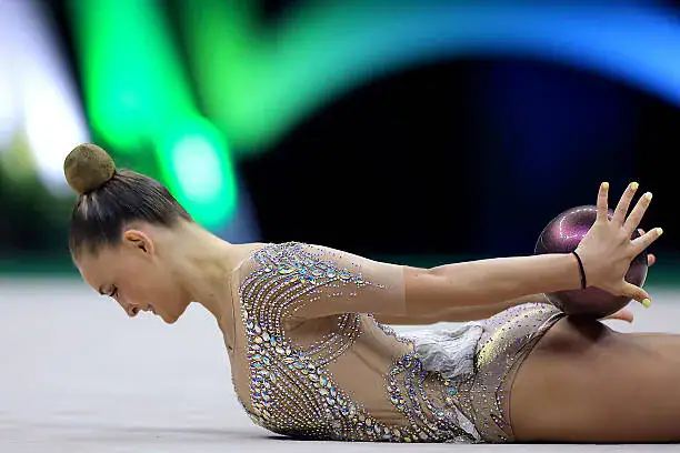 Tara Dragas, Italia. Rytminen voimistelu kisapuvut